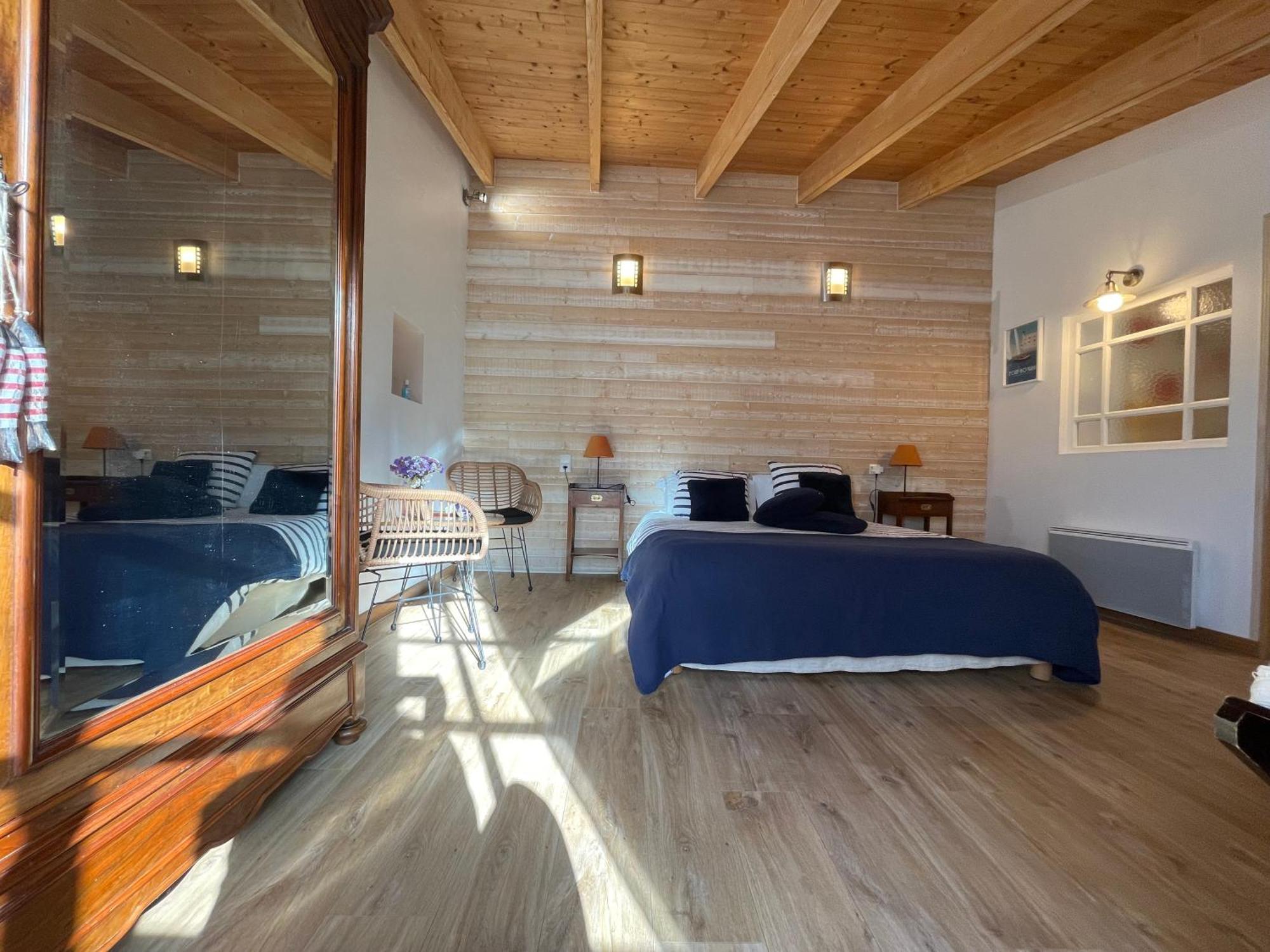 Logis Saint Leonard Dompierre-sur-Mer Exterior foto