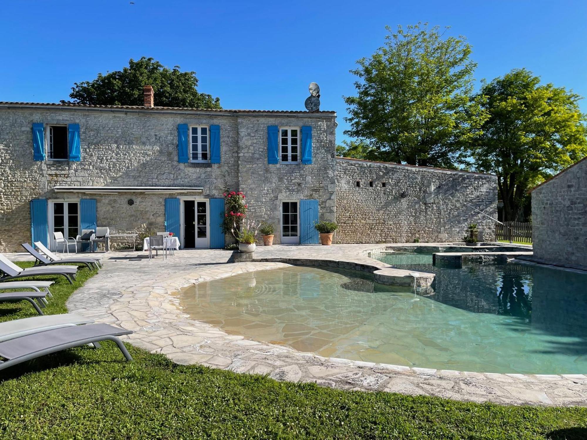 Logis Saint Leonard Dompierre-sur-Mer Exterior foto